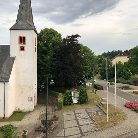 Gaestehaus Pellinger Hof Pellingen ภายนอก รูปภาพ