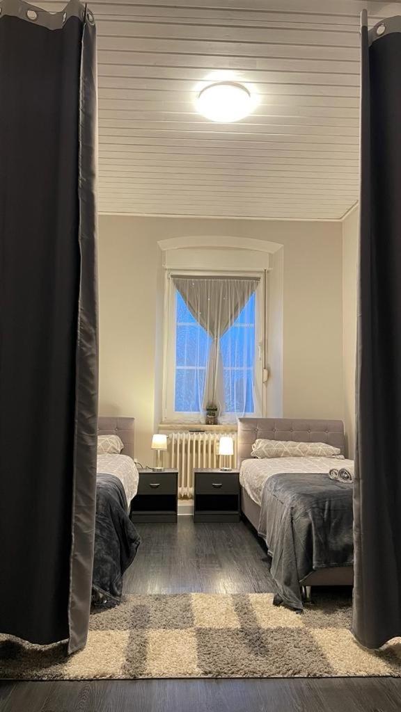 Gaestehaus Pellinger Hof Pellingen ภายนอก รูปภาพ