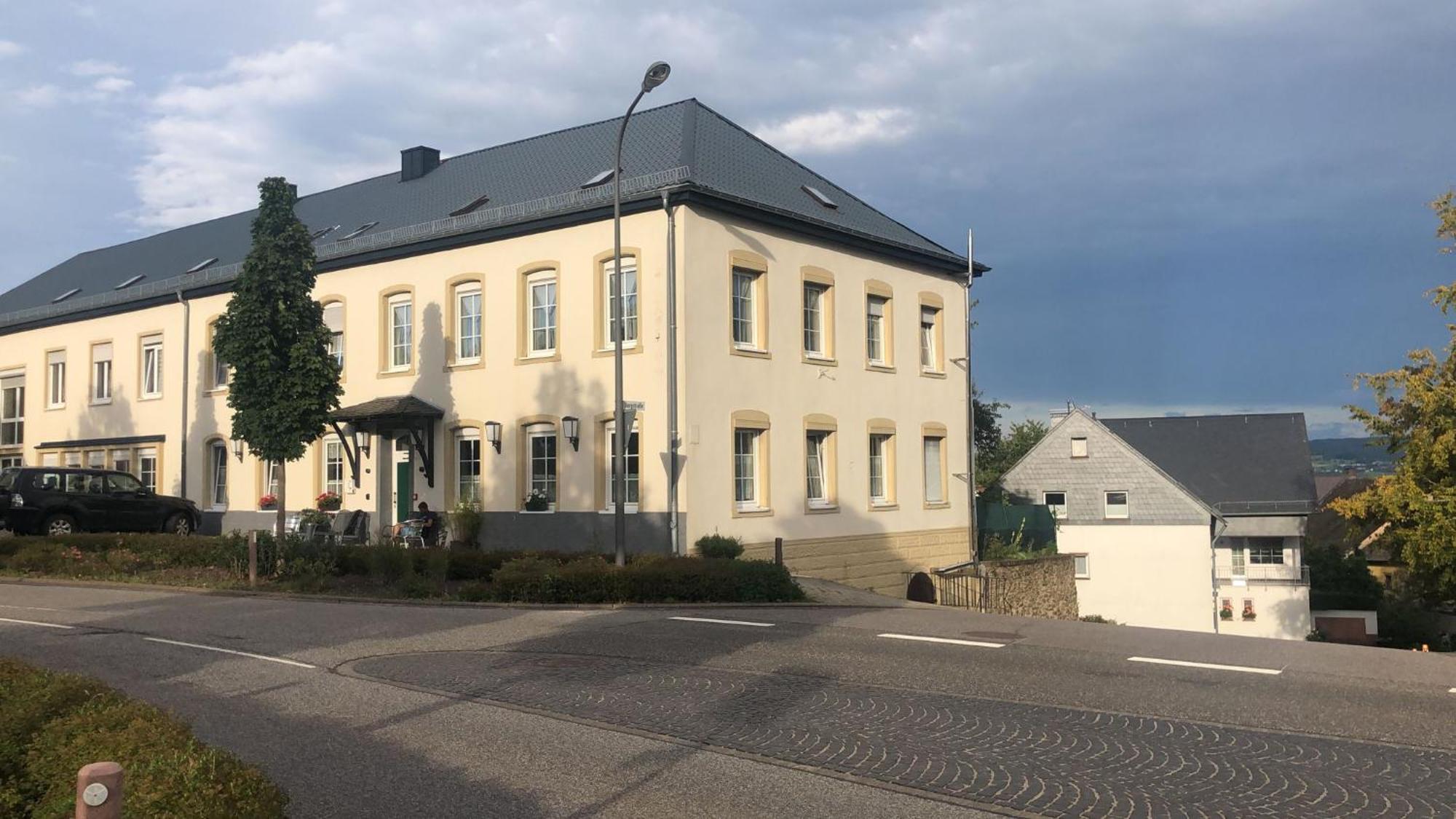 Gaestehaus Pellinger Hof Pellingen ภายนอก รูปภาพ